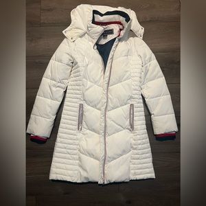 Tommy Hilfiger winter jacket! Perfect condition 🥰